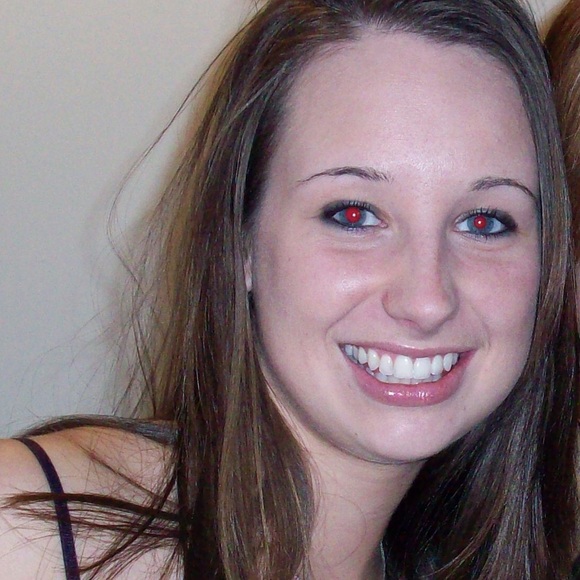 Meet your Posher, Stephanie - Picture 1 of 1